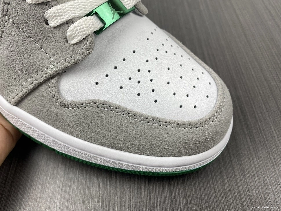 Mid Grey DC7294-103 Green Jordan 1 - 0524
